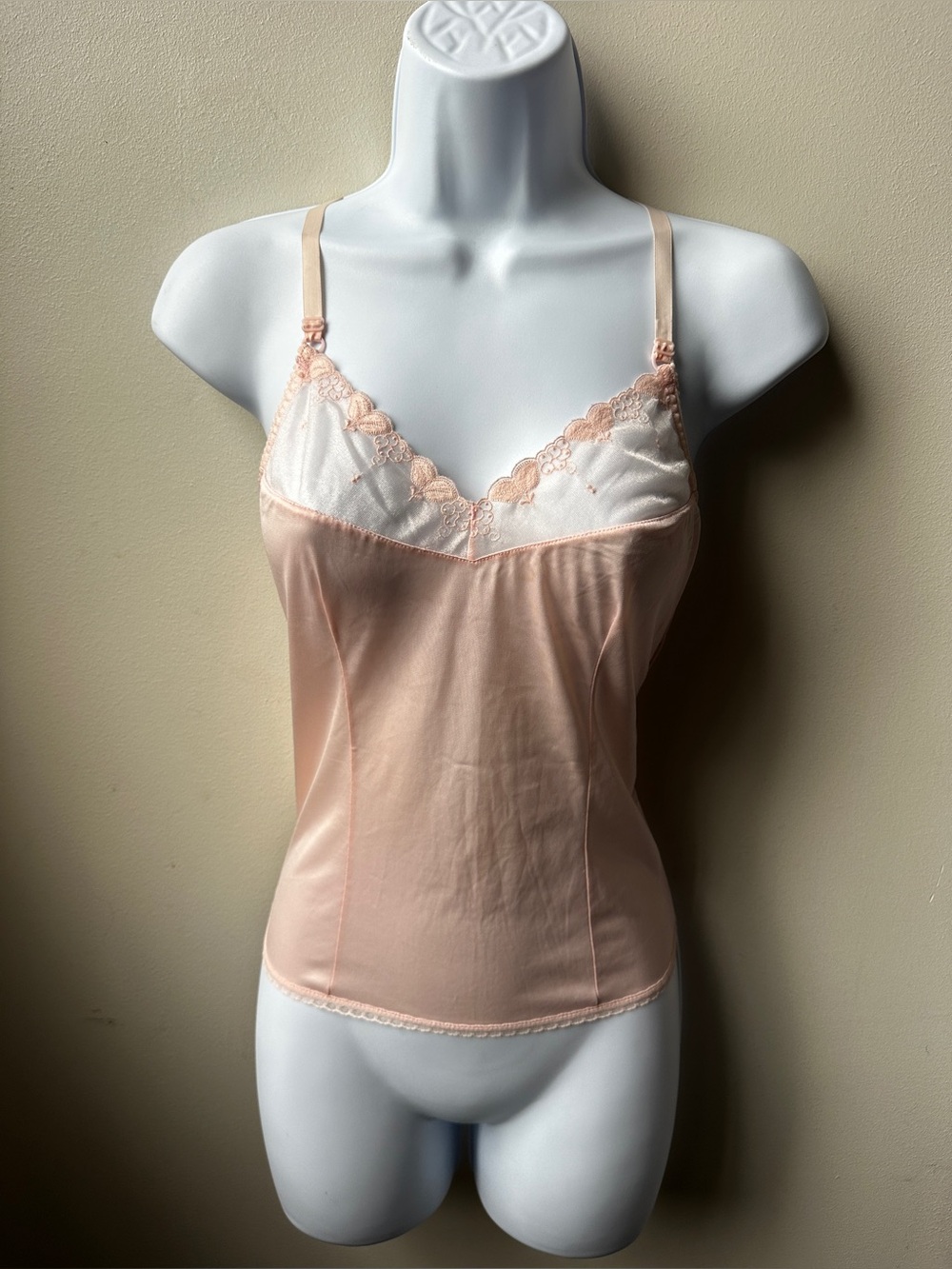 Vintage WonderBra 1915 Pink Lace Camisole Size 34 Nylon Coquette Slip Top